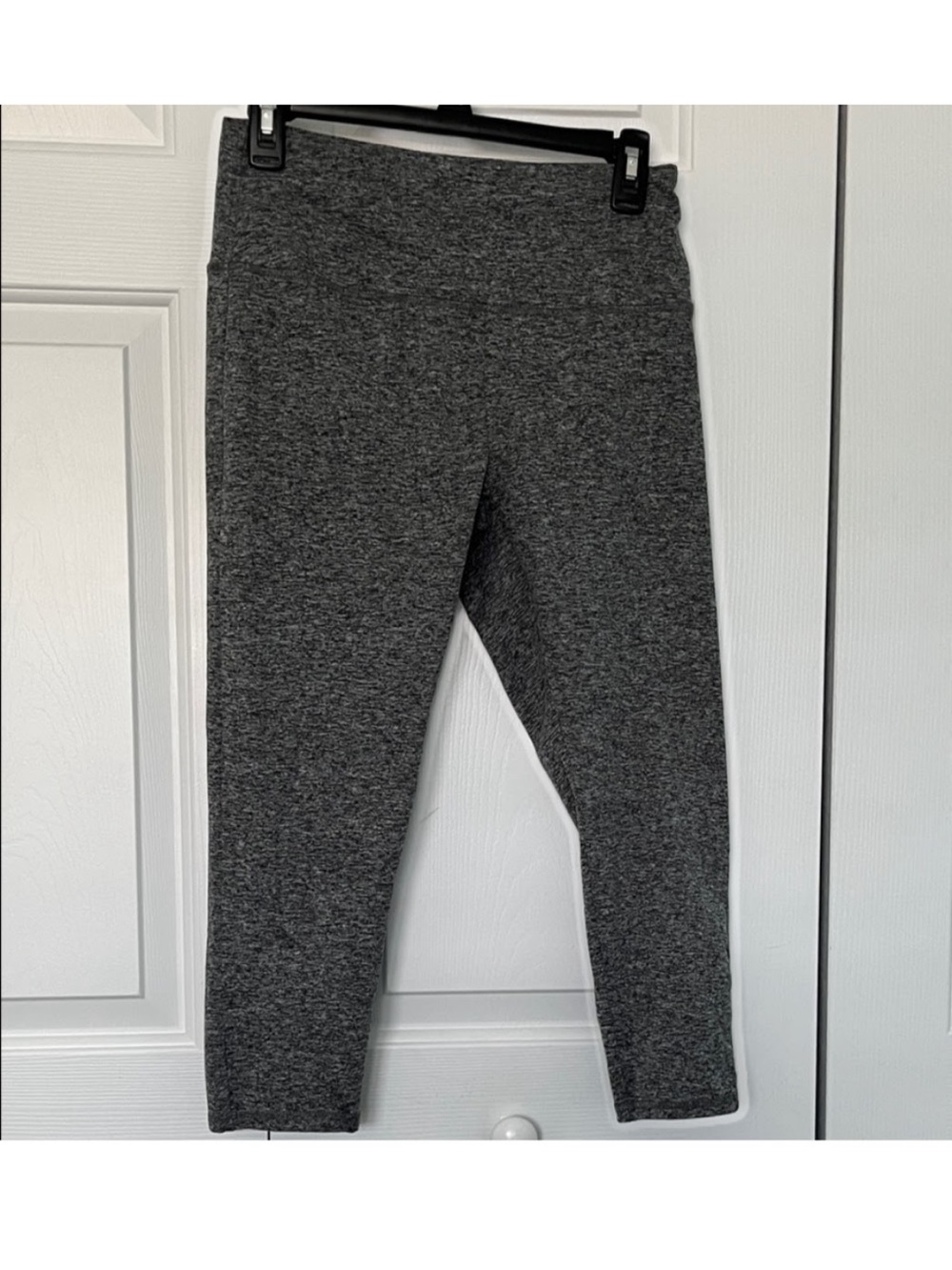 Zobha Charcoal Heather Gray High Rise Cropped Leggings Size Large